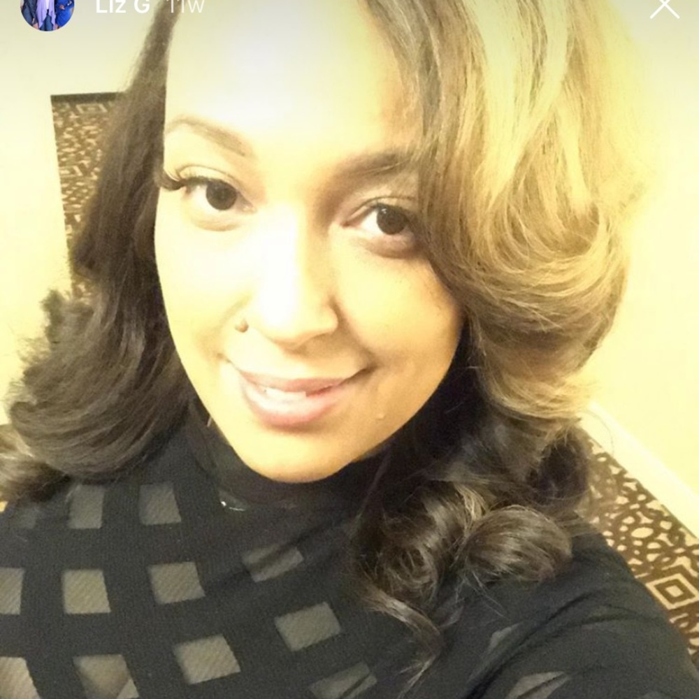 Meet your Posher, Elizabeth